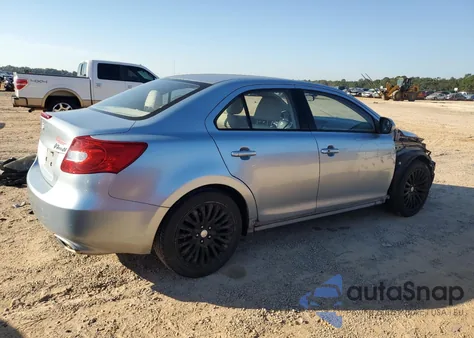 2012 Suzuki Kizashi Se z USA, uszkodzony, nr VIN JS2RE9A33C6100834